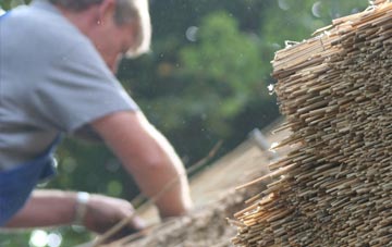 professional Ruston Parva thatchers